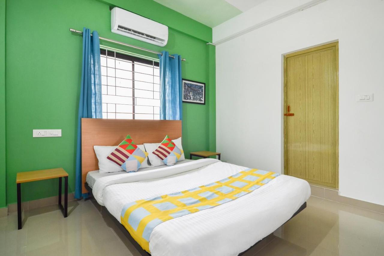 Oyo Home 81801 Akash Villa Trippapur Exteriér fotografie