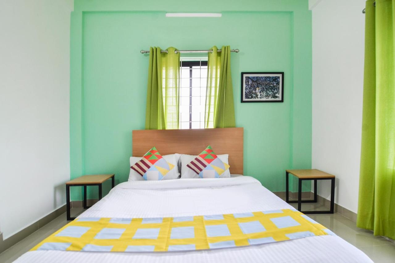 Oyo Home 81801 Akash Villa Trippapur Exteriér fotografie