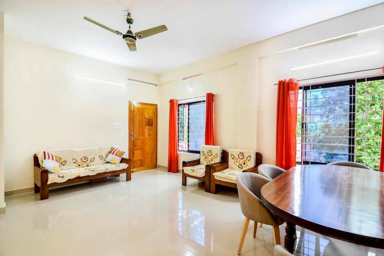 Oyo Home 81801 Akash Villa Trippapur Exteriér fotografie