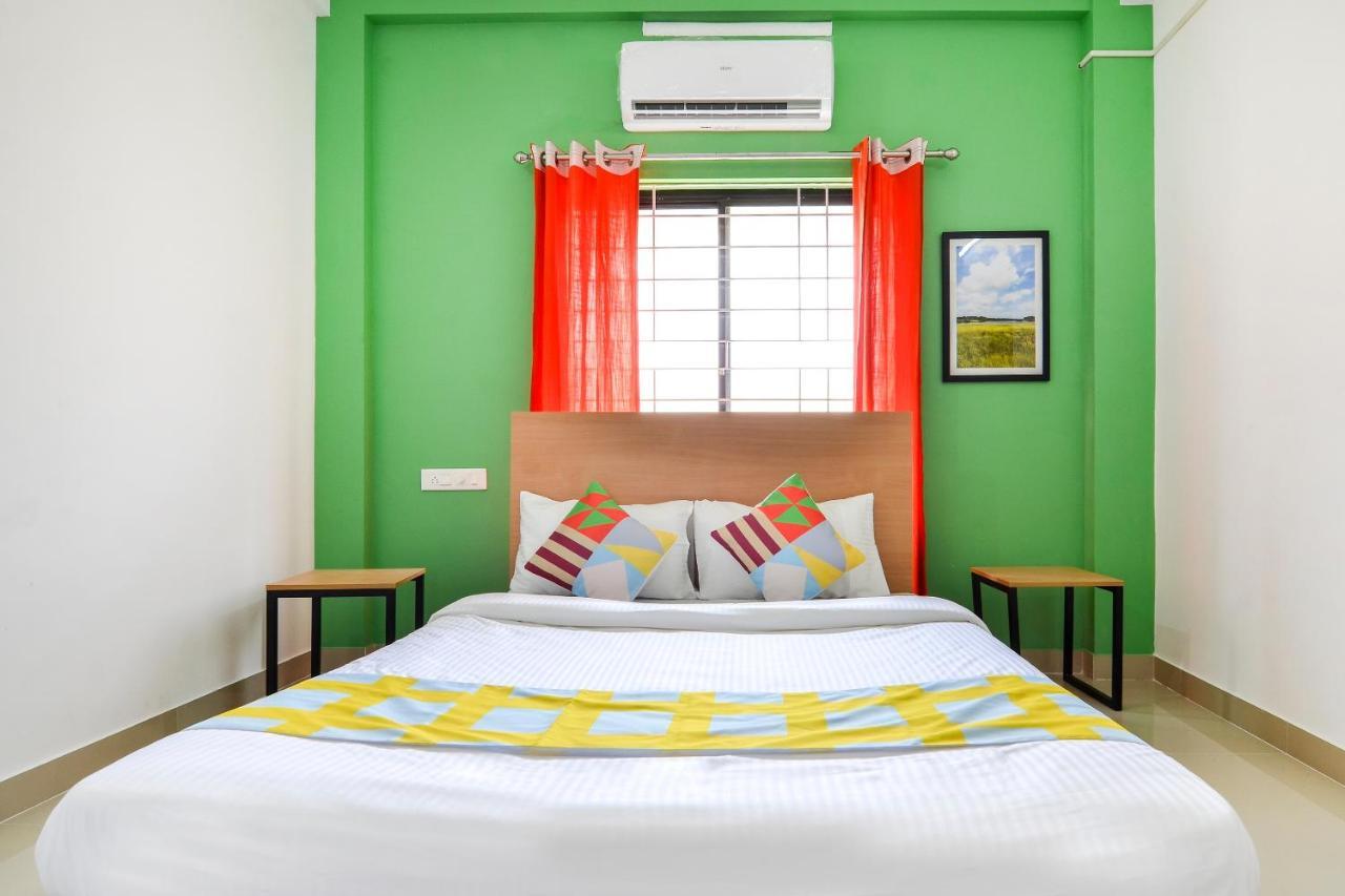 Oyo Home 81801 Akash Villa Trippapur Exteriér fotografie