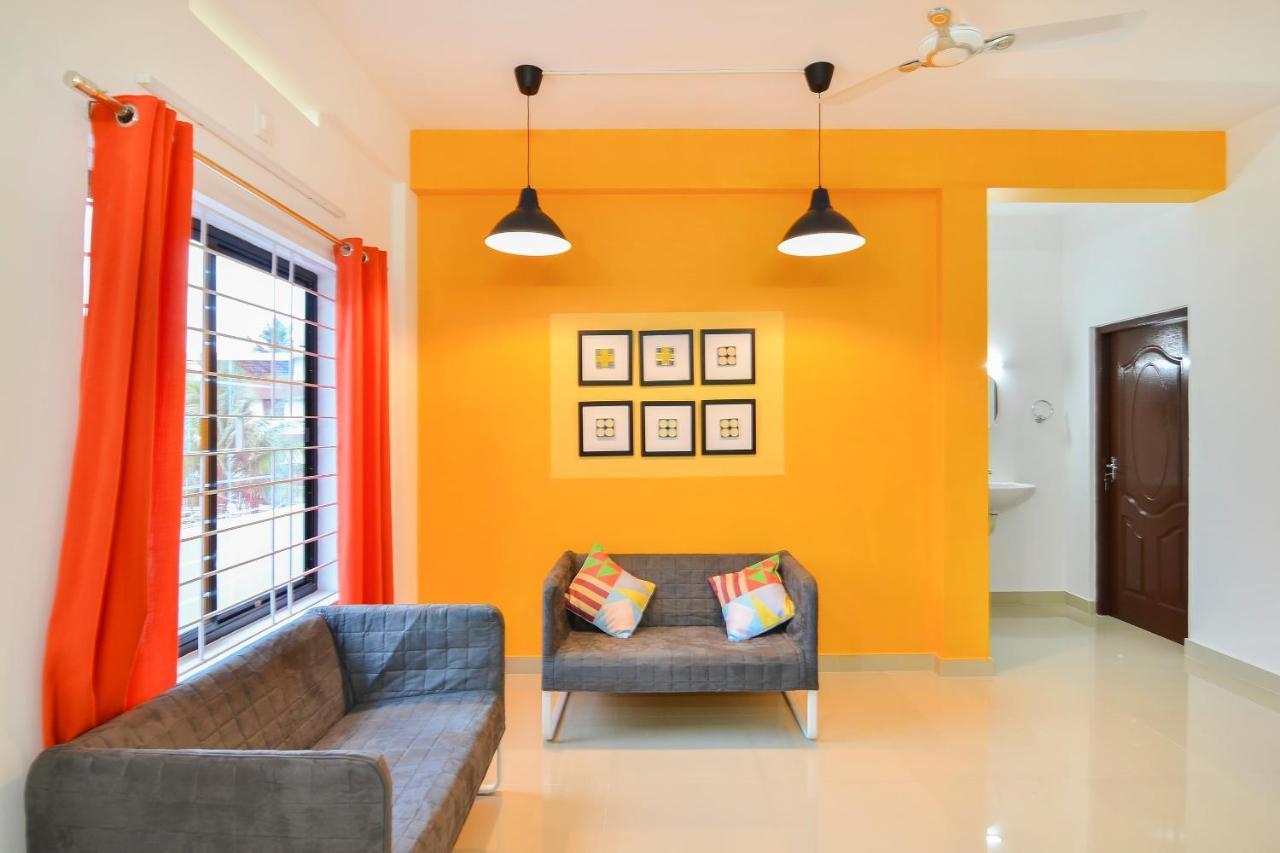 Oyo Home 81801 Akash Villa Trippapur Exteriér fotografie