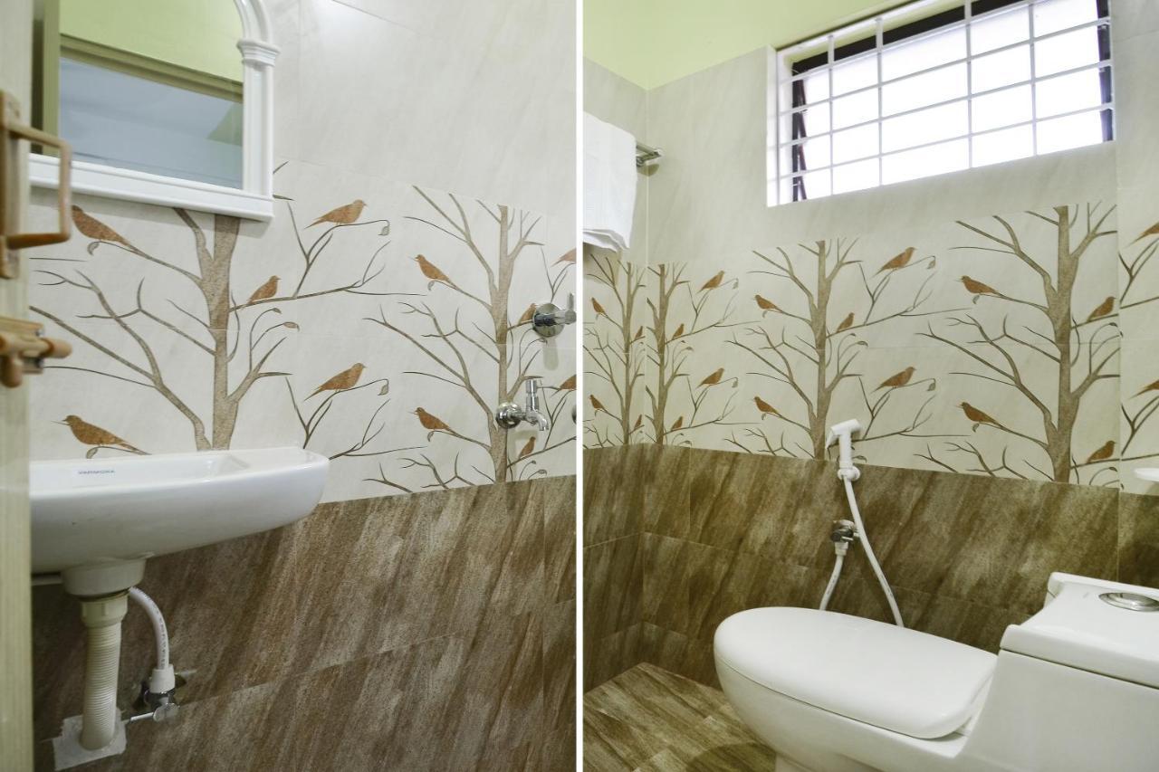 Oyo Home 81801 Akash Villa Trippapur Exteriér fotografie